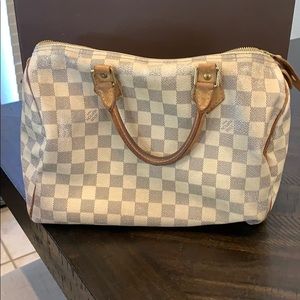 Louis Vuitton Speedy